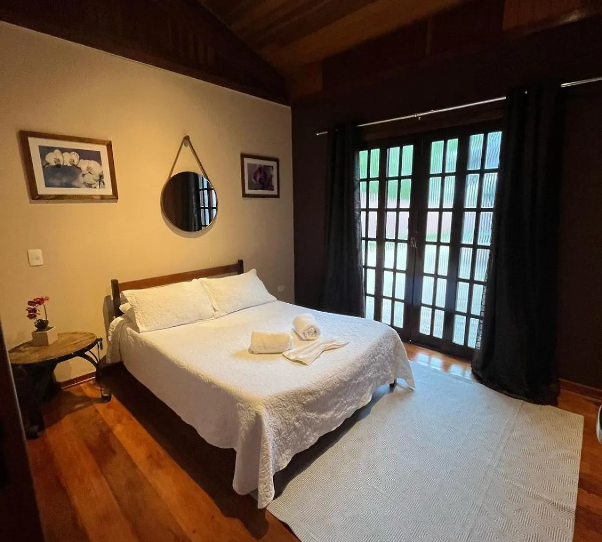 Pousada Jasmim Da Serra Campos do Jordao Inn